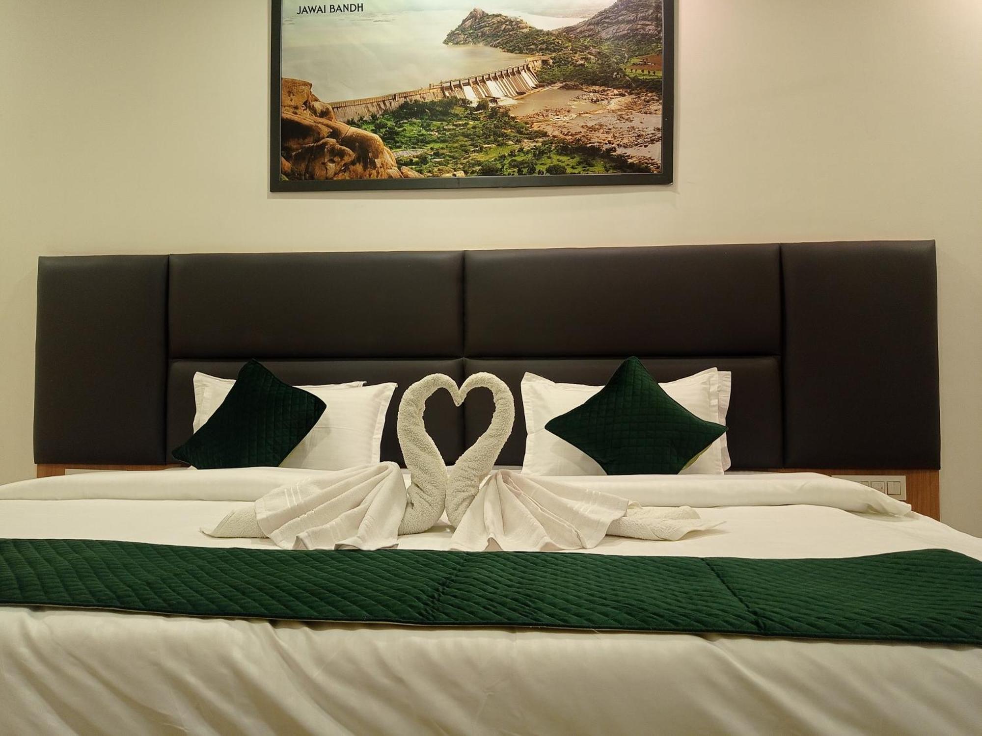 Sun Stone Hotel & Club - Jawai Sheoganj 外观 照片